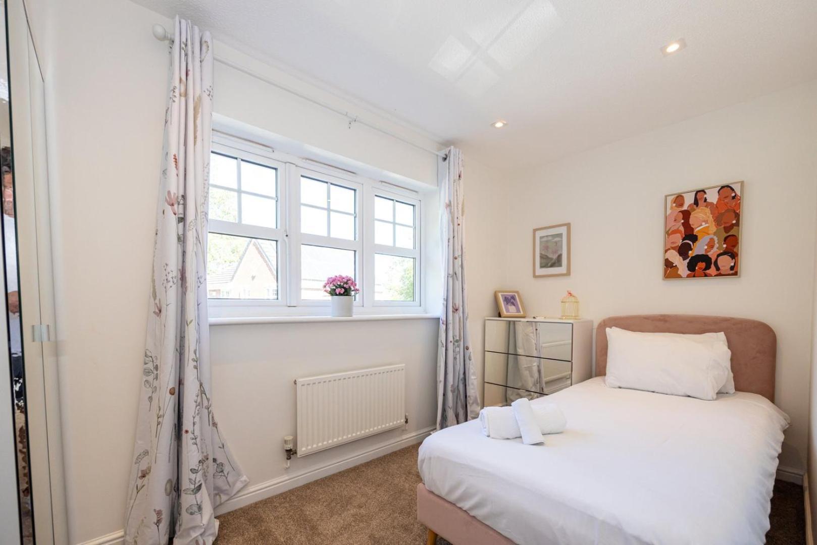 Guestready - A Haven By The River Manchester Dış mekan fotoğraf