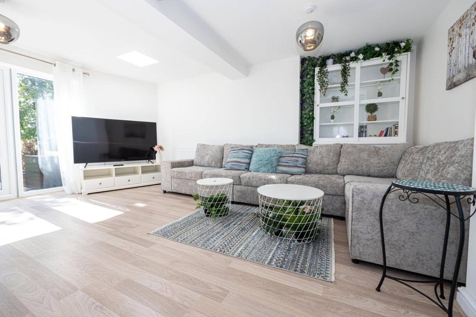 Guestready - A Haven By The River Manchester Dış mekan fotoğraf